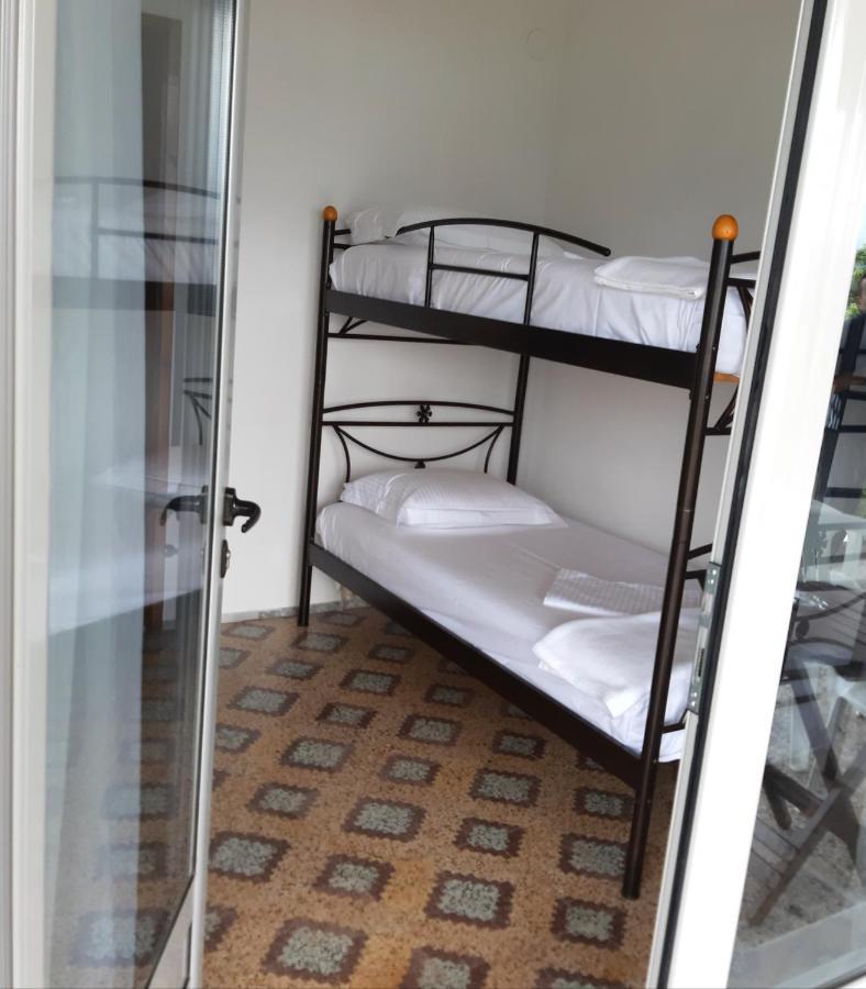 Odysseas Apartment Ставрос Екстериор снимка